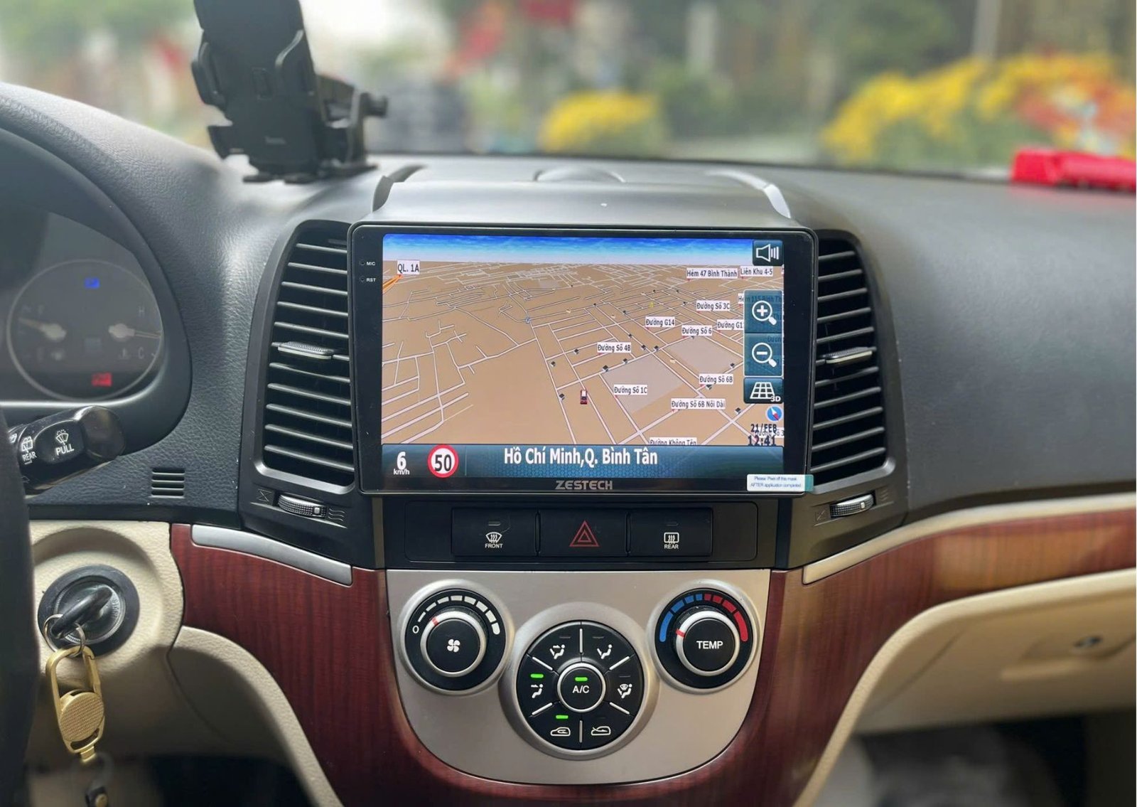 Màn Hình Android Hyundai SantaFe 2011 - Trung Tâm Lắp Đặt Uy Tín TPHCM