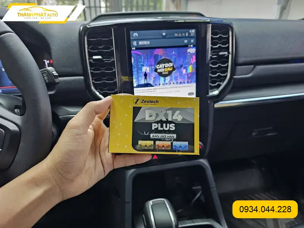 Android Box Cho Xe Ford Everest 2025 - Địa Chỉ Lắp Đặt Uy Tín Giá Tốt Tại TPHCM