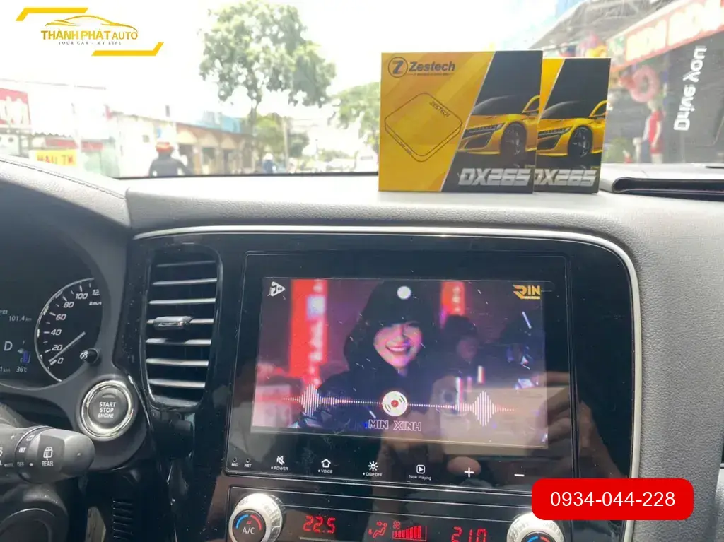 Android Box Mitsubishi Outlander 2023 - Địa Chỉ Gắn Android Box Uy Tín TP.HCM ảnh thực tế 2