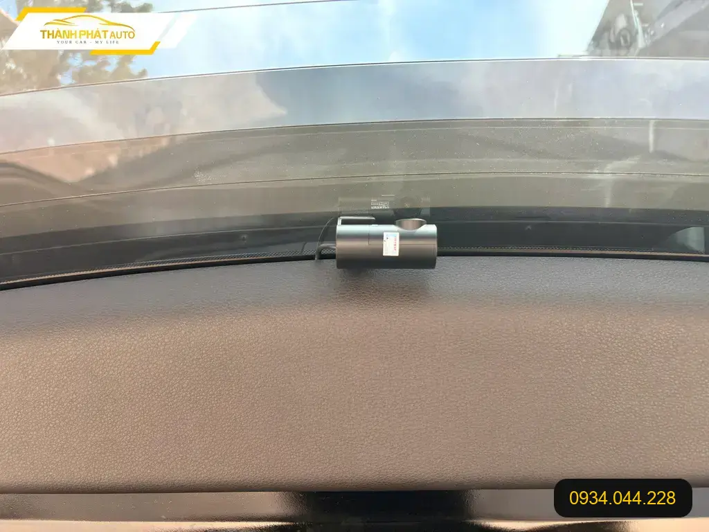 Camera Hành Trình Kia Carnival 2021 - Trung Tâm Lắp Đặt Uy Tín TPHCM ảnh thực tế 3
