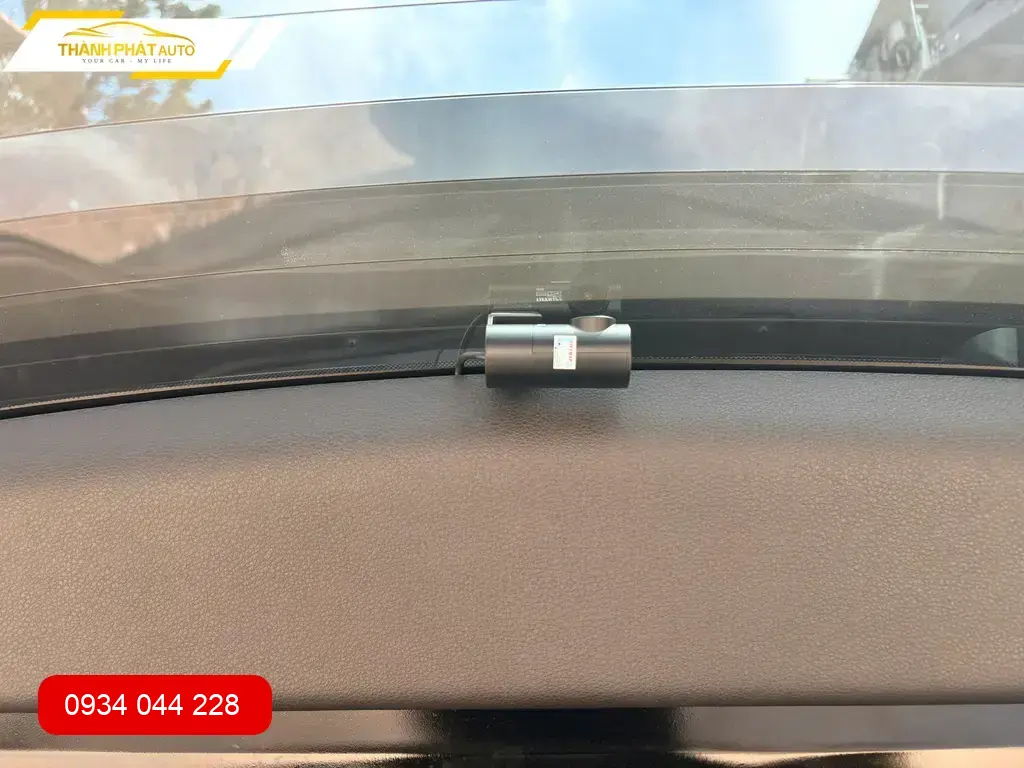 Camera Hành Trình Kia Carnival 2023 - Địa Chỉ Lắp Đặt Uy Tín TPHCM