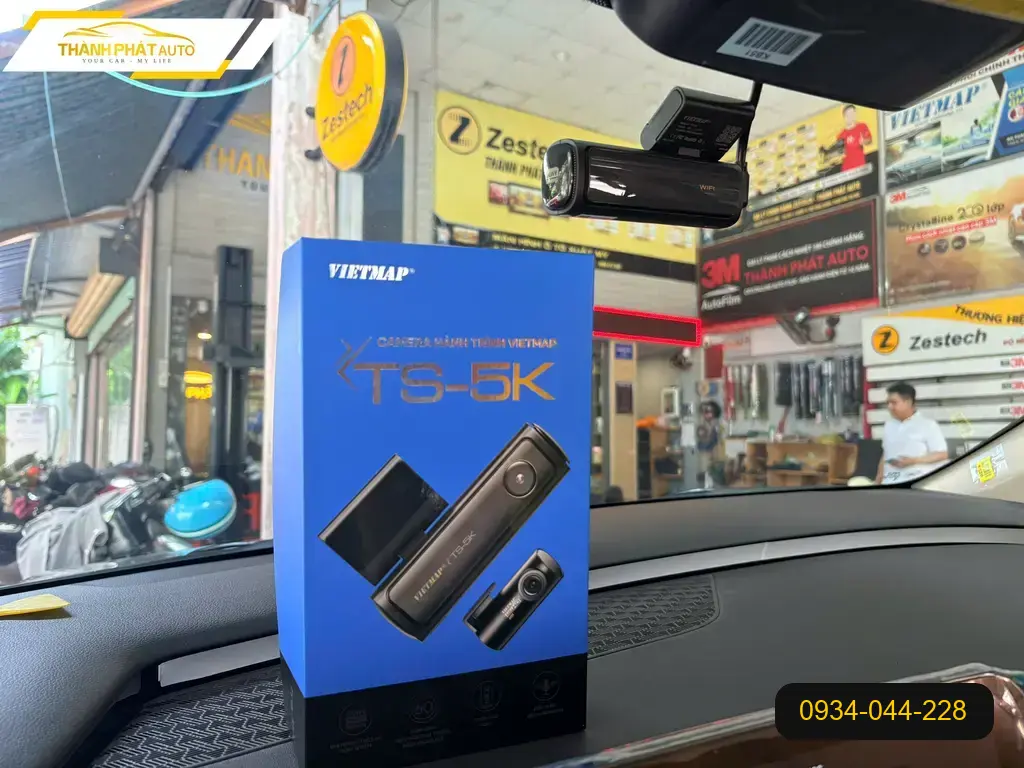 Camera Hành Trình Kia Carnival 2026 - Địa Chỉ Lắp Đặt Uy Tín TPHCM