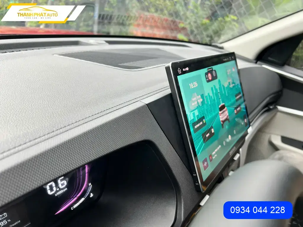 Màn Hình Android Honda HRV 2024 - Địa Chỉ Lắp Đặt Chính Hãng TPHCM