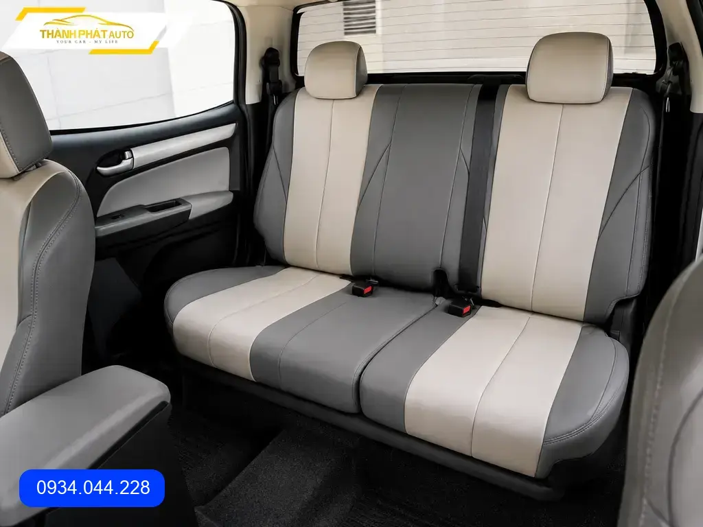 Bọc Ghế Da Chevrolet Colorado - Trung Tâm Thi Công Uy Tín Nhà Bè TPHCM ảnh thực tế 2