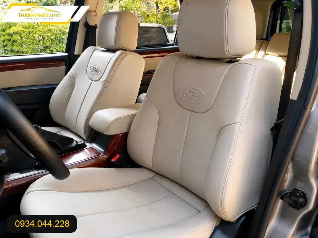 Bọc Ghế Da Ford Escape 2006 - Trung Tâm Lắp Đặt Uy Tín TPHCM ảnh thực tế 3