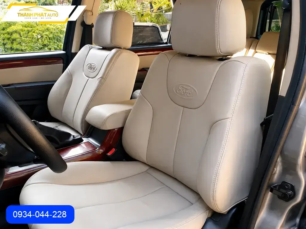 Bọc Ghế Da Ford Escape - Trung Tâm Gắn Chính Hãng Cao Cấp Hóc Môn TPHCM
