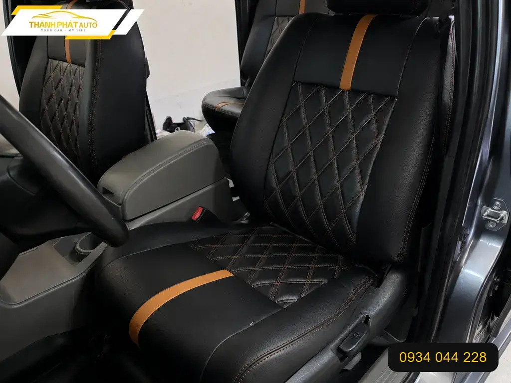 Bọc Ghế Da Ford Everest 2009 - Trung Tâm Bọc Ghế Da Cao Cấp TPHCM ảnh thực tế 3