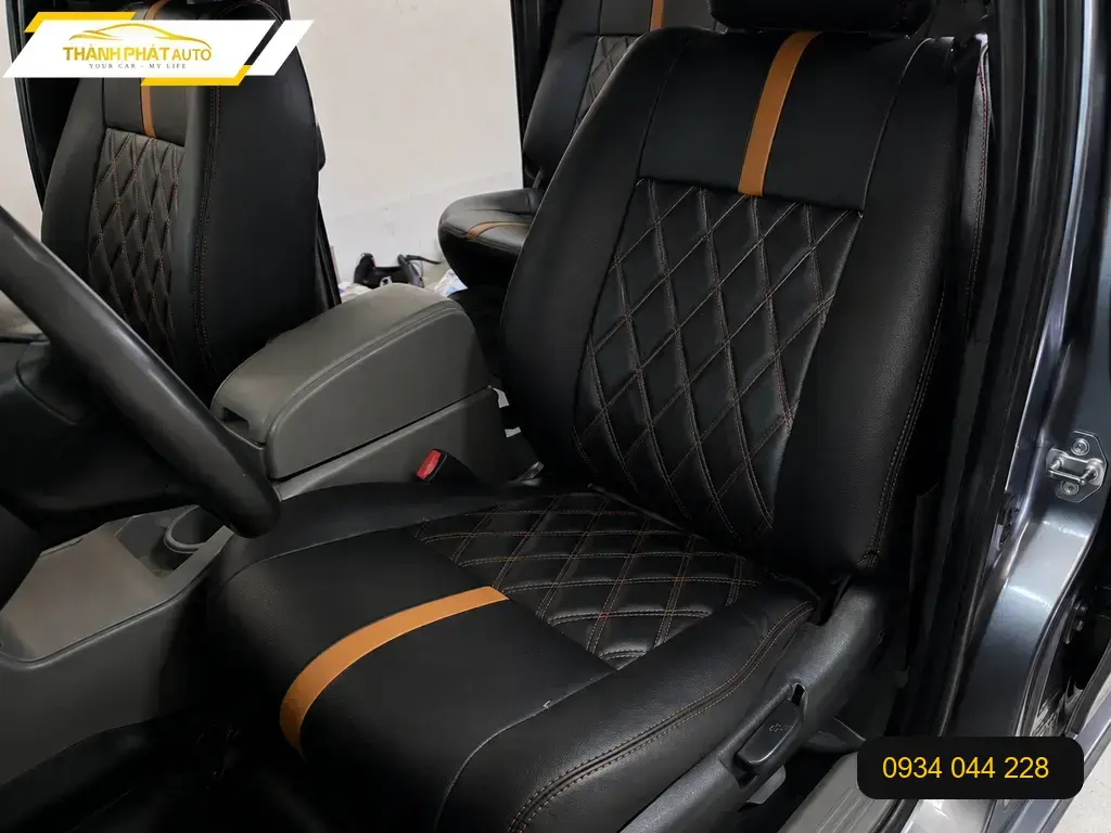 Bọc Ghế Da Ford Everest - Trung Tâm Bọc Ghế Uy Tín Quận 2 TPHCM