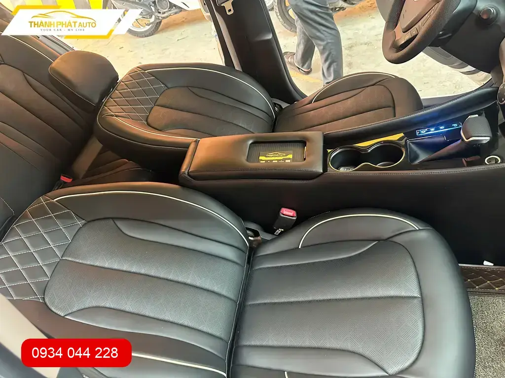 Bọc Ghế Da Hyundai i10 2021 - Trung Tâm Gắn Da Xe Hơi Chính Hãng TPHCM ảnh thực tế 3