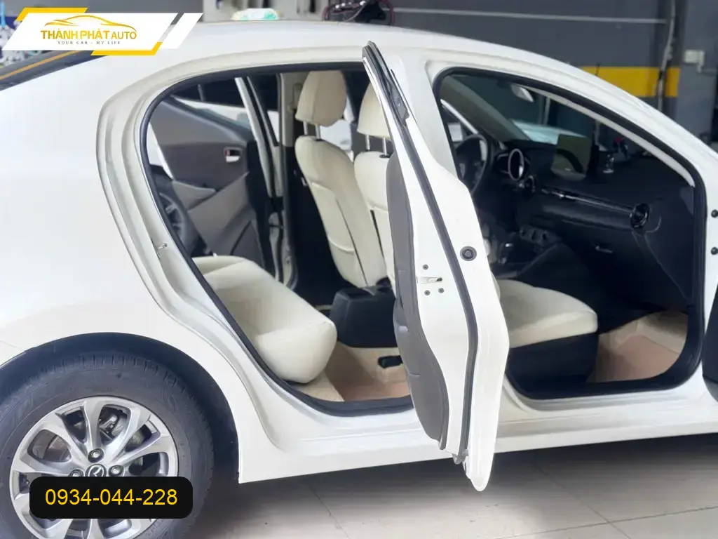 Bọc Ghế Da Mazda 2 2012 - Địa Chỉ Lắp Đặt Uy Tín Giá Tốt Nhất TPHCM ảnh thực tế 2