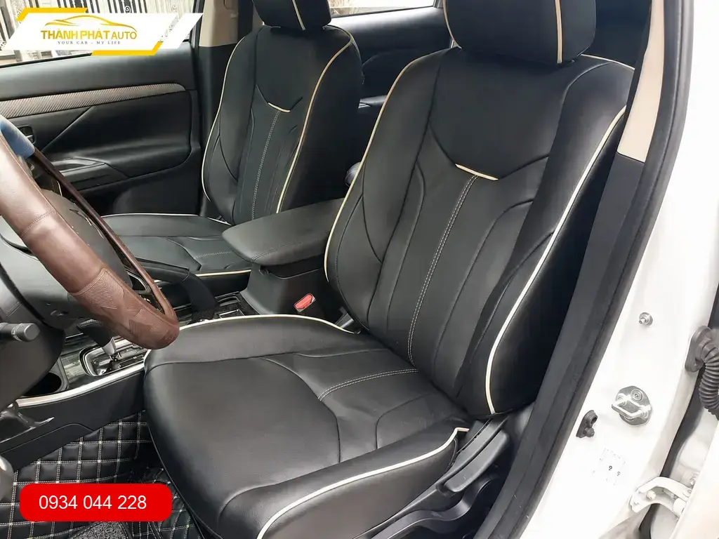 Bọc Ghế Da Mitsubishi Outlander 2019 - Địa Chỉ Thi Công Chính Hãng TPHCM ảnh thực tế 2