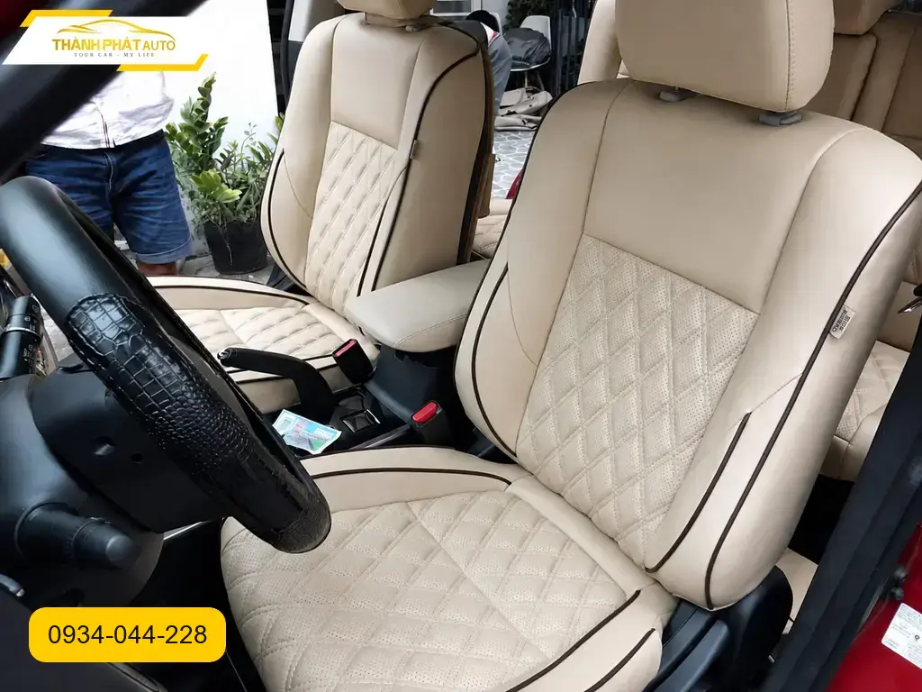 Bọc Ghế Da Mitsubishi Outlander 2019 - Địa Chỉ Thi Công Chính Hãng TPHCM ảnh thực tế 3
