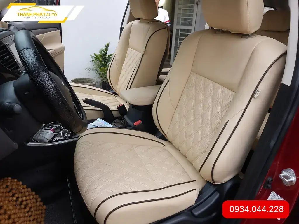 Bọc Ghế Da Cao Cấp Mitsubishi Outlander 2020 - Địa Chỉ Lắp Đặt Uy Tín TPHCM ảnh thực tế 2