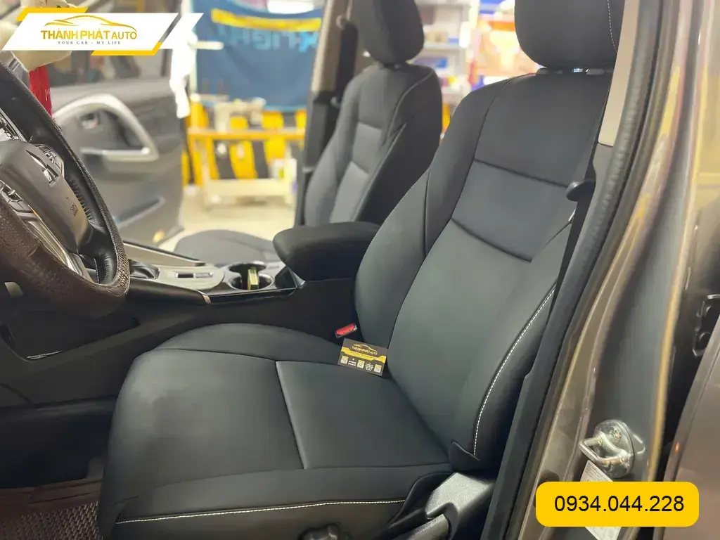 Bọc Ghế Da Mitsubishi Pajero 2014 - Trung Tâm Lắp Đặt Chính Hãng, Giá Tốt TPHCM
