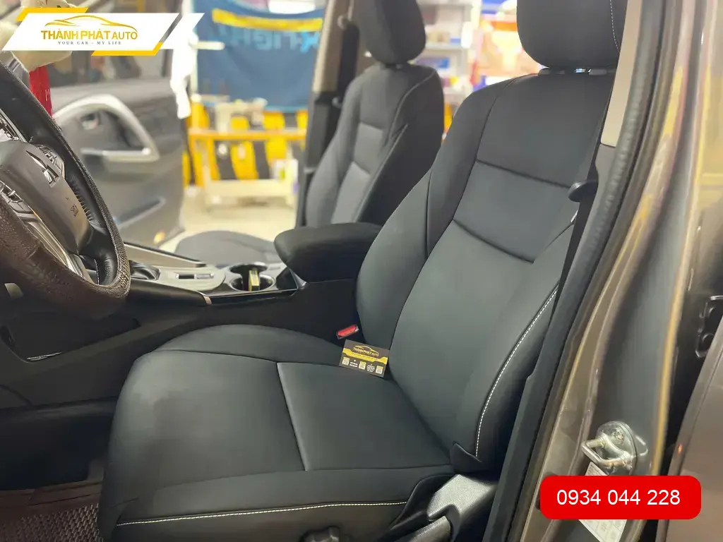 Bọc Ghế Da Mitsubishi Pajero 2015 - Nơi Nâng Cấp Cao Cấp Chuyên Nghiệp TPHCM