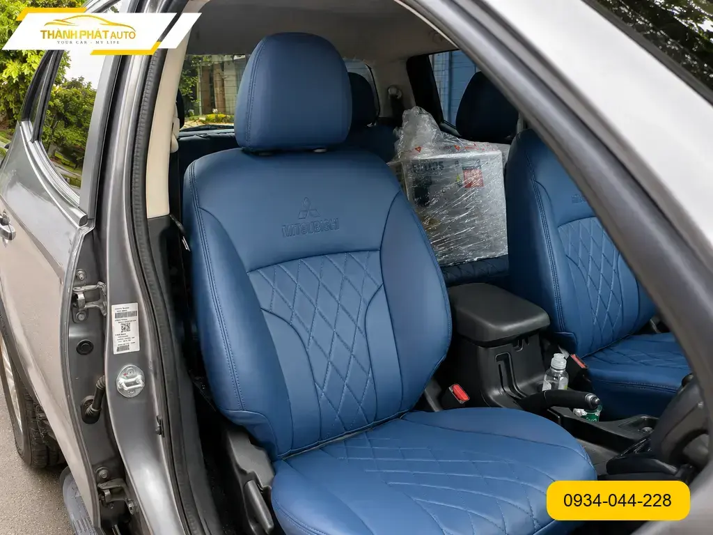 Bọc Ghế Da Mitsubishi Triton 2017 - Địa Chỉ Lắp Đặt Uy Tín TPHCM