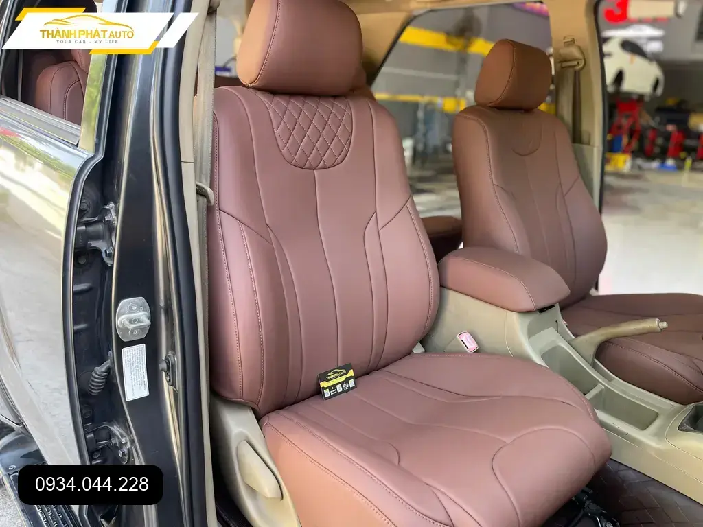 Bọc Ghế Da Toyota Fortuner 2019 - Trung Tâm Lắp Đặt Chính Hãng Giá Tốt TPHCM ảnh thực tế 2