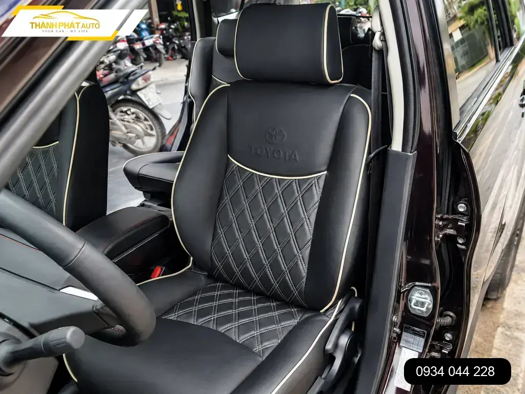 Bọc Ghế Da Toyota Rush 2018 - Địa Chỉ Lắp Đặt Uy Tín TPHCM ảnh thực tế 2