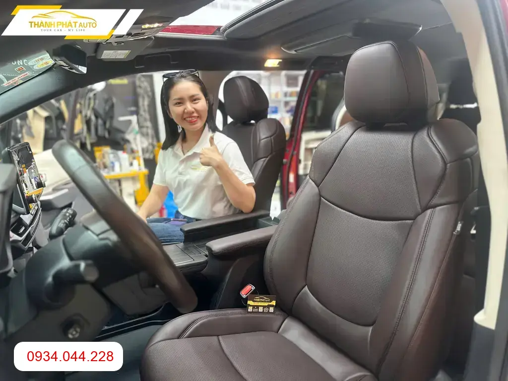 Bọc Ghế Da Toyota Sienna 2015 - Trung Tâm Lắp Đặt Uy Tín TPHCM ảnh thực tế 3