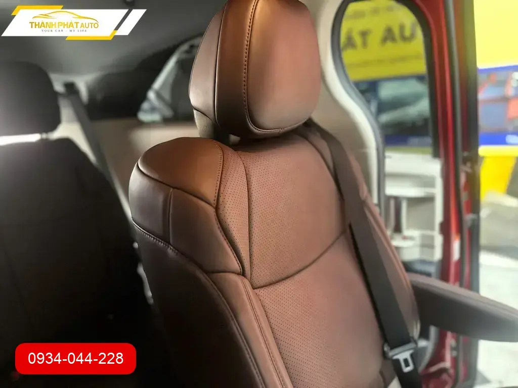 Bọc Ghế Da Toyota Sienna 2024 - Trung Tâm Thi Công Chính Hãng TPHCM ảnh thực tế 3