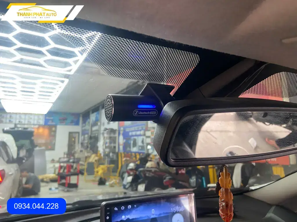 Camera Hành Trình Ô Tô Ford Ecosport 2019 - Địa Chỉ Lắp Đặt Chính Hãng TPHCM