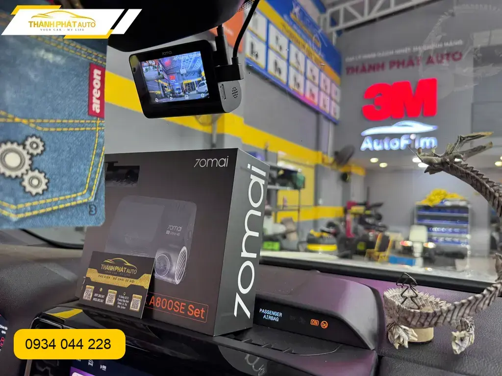 Camera Hành Trình Ford Everest 2012 - Trung Tâm Lắp Đặt Uy Tín TPHCM