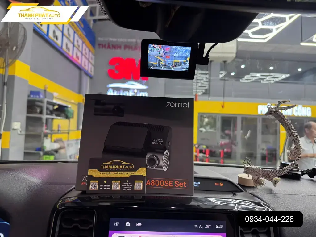 Camera Hành Trình Ô Tô Ford Everest 2020 - Trung Tâm Gắn Chính Hãng TPHCM ảnh thực tế 2