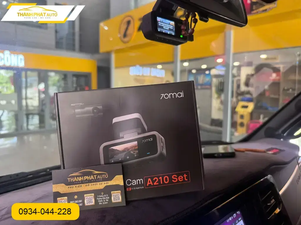 Camera Hành Trình Ô Tô ford transit 2018 - Địa Chỉ Lắp Đặt Uy Tín TPHCM