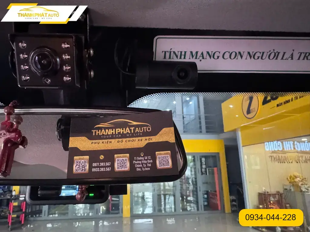 Camera Hành Trình Ô Tô Ford Transit 2020 - Trung Tâm Lắp Đặt Uy Tín TPHCM