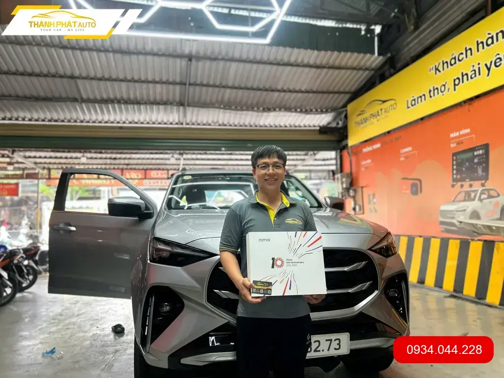 Camera Hành Trình Ô Tô Isuzu MUX 2018 - Địa Chỉ Lắp Đặt Uy Tín TPHCM ảnh thực tế 2