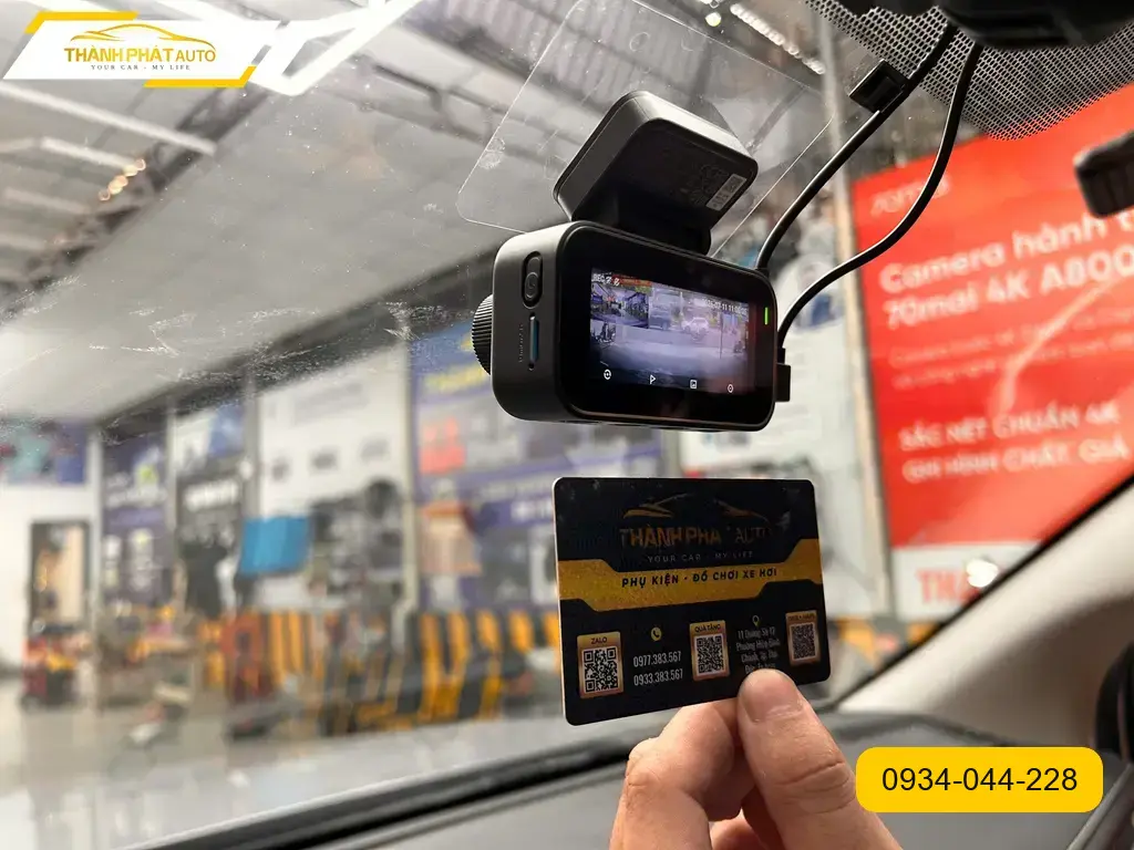 Camera Hành Trình Ô Tô Isuzu MUX 2018 - Địa Chỉ Lắp Đặt Uy Tín TPHCM ảnh thực tế 3