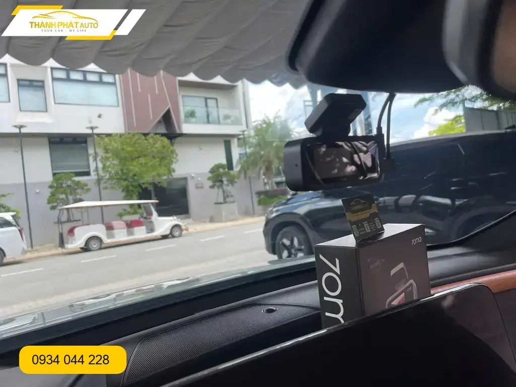 Camera Hành Trình Ô Tô Lexus ES 250 - Trung Tâm Lắp Đặt Chính Hãng TPHCM
