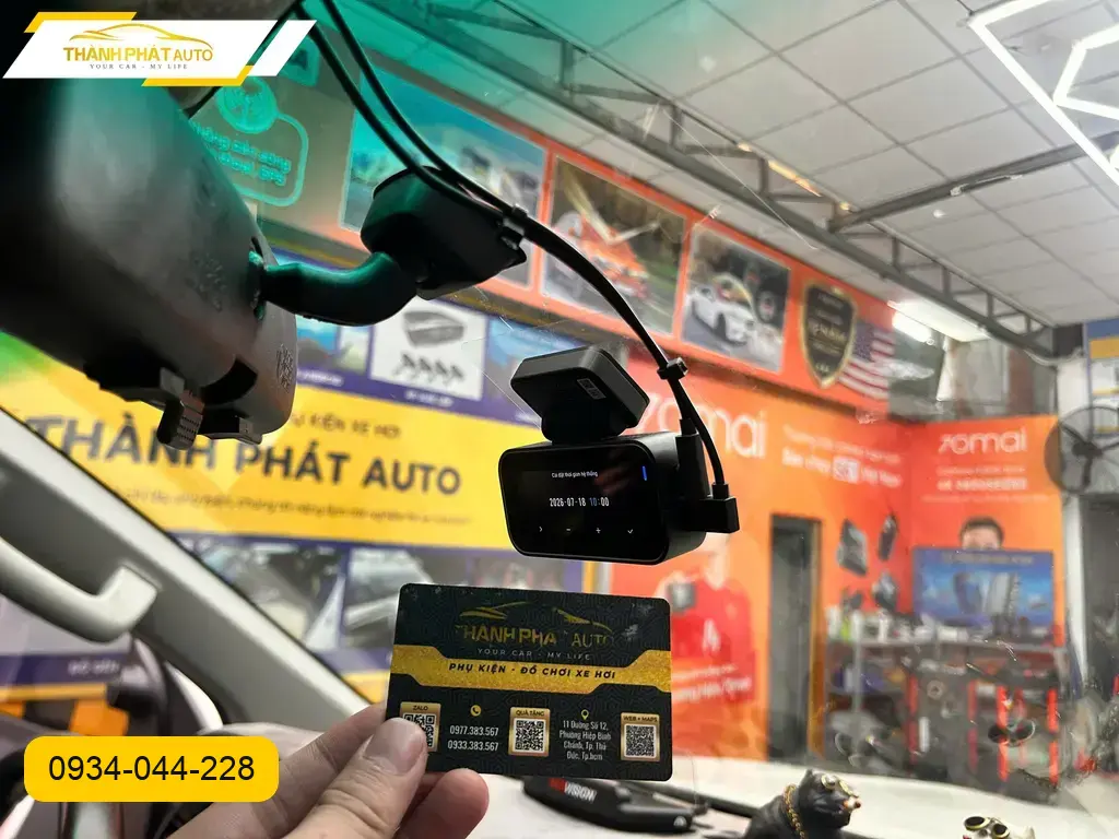 Camera Hành Trình Toyota Fortuner 2014 - Địa Chỉ Gắn Uy Tín TPHCM