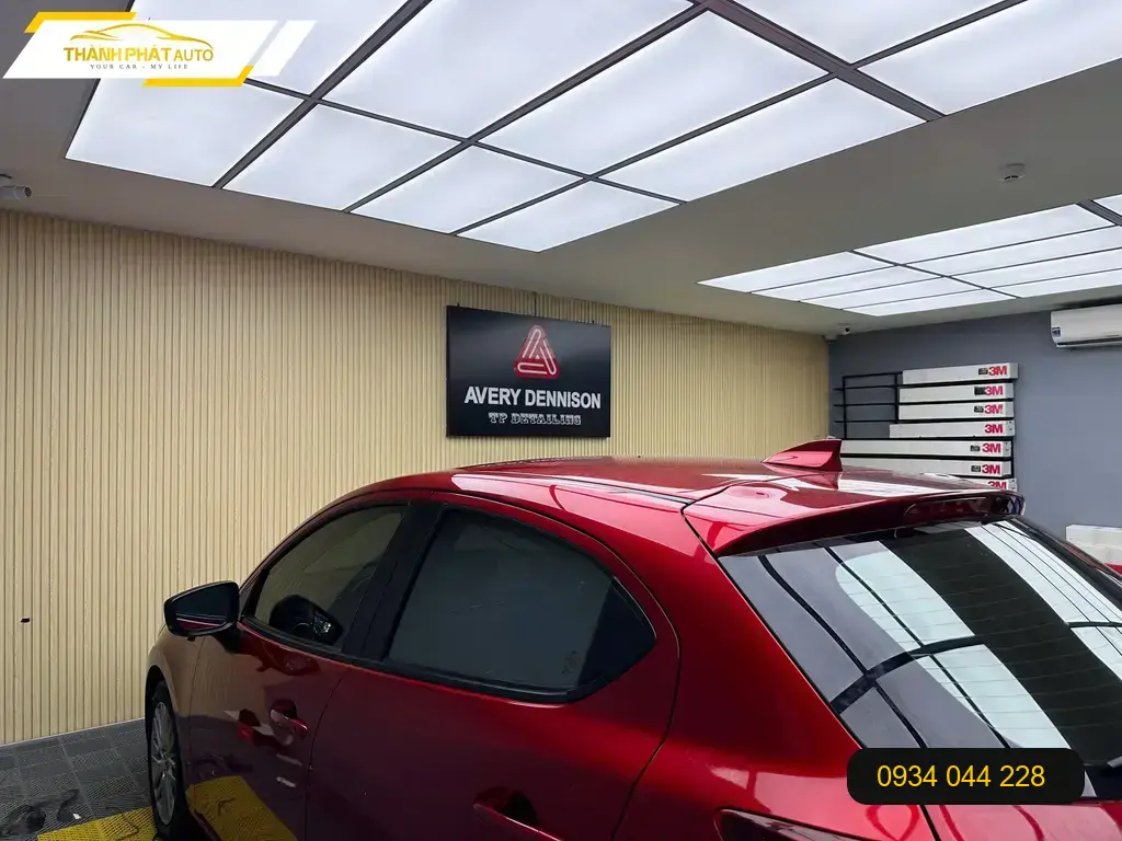 Dán Phim Cách Nhiệt Mazda 2 2013 - Trung Tâm Lắp Đặt Chính Hãng TPHCM