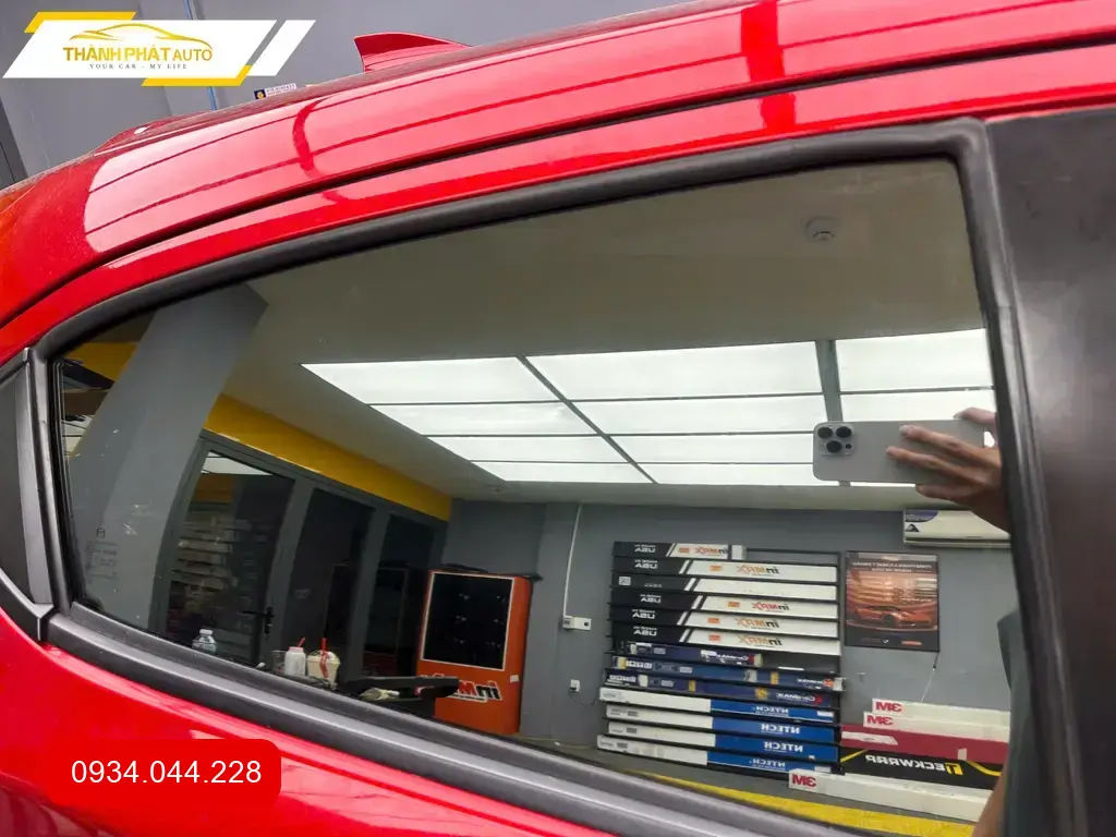 Dán Phim Cách Nhiệt Mazda 2 2015 - Địa Chỉ Gắn Chính Hãng, Giá Tốt Tại TPHCM