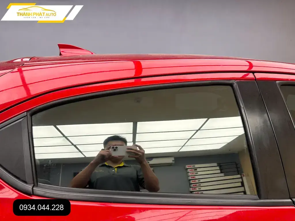 Dán phim cách nhiệt Mazda 2 2023 - Nơi Gắn Phim Chính Hãng, Chất Lượng Cao TPHCM