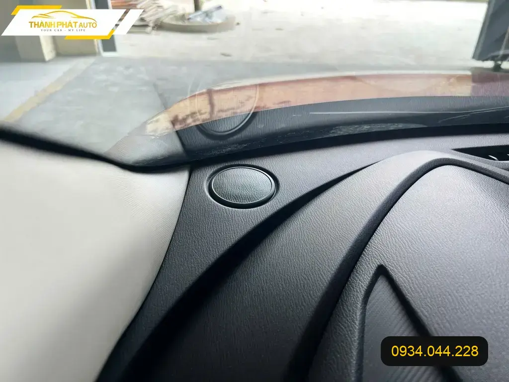 Độ Loa Ô Tô Mazda 2 - Trung Tâm Nâng Cấp Âm Thanh Ô Tô Chính Hãng TPHCM