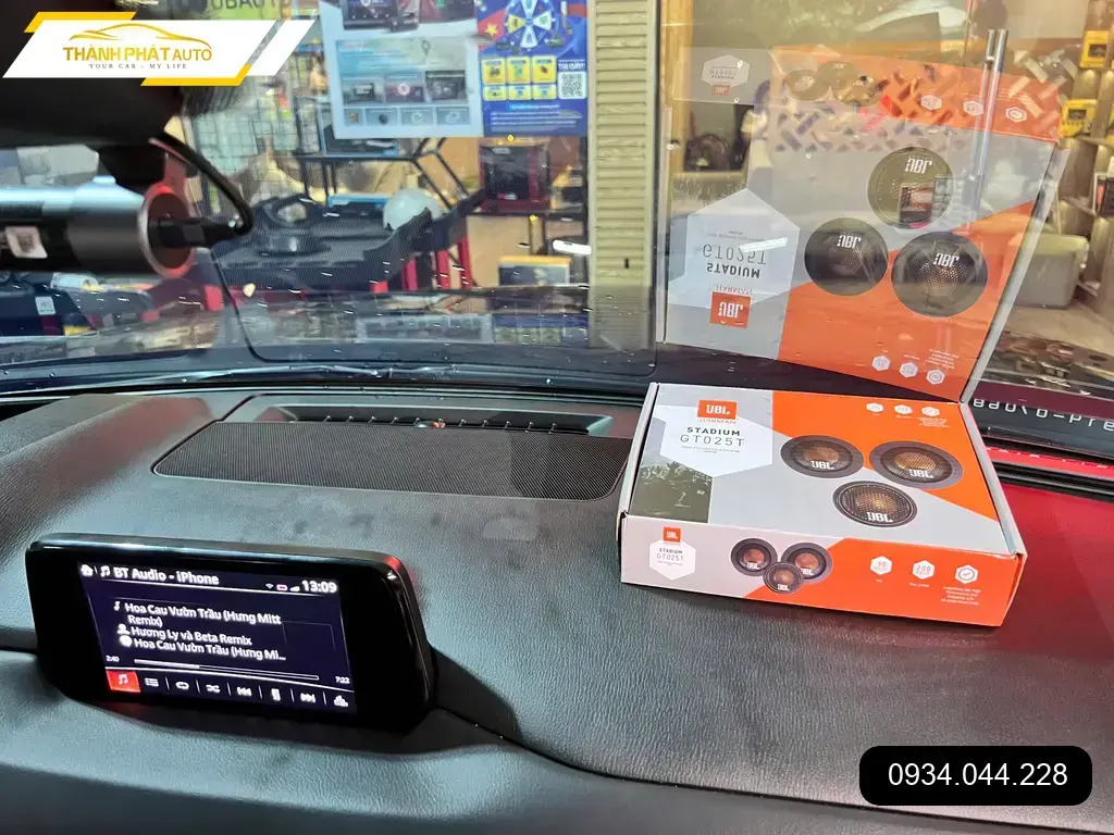 Độ Loa Ô Tô Mazda CX5 Chất Lượng Cao - Trung Tâm Lắp Đặt Uy Tín TPHCM
