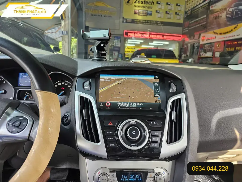 Màn Hình Android Ô Tô Ford Focus - Trung Tâm Lắp Đặt Uy Tín TPHCM