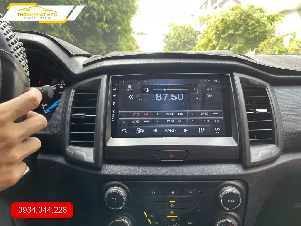 Màn Hình Android Ô Tô Ford Ranger - Trung Tâm Lắp Đặt Chính Hãng TPHCM