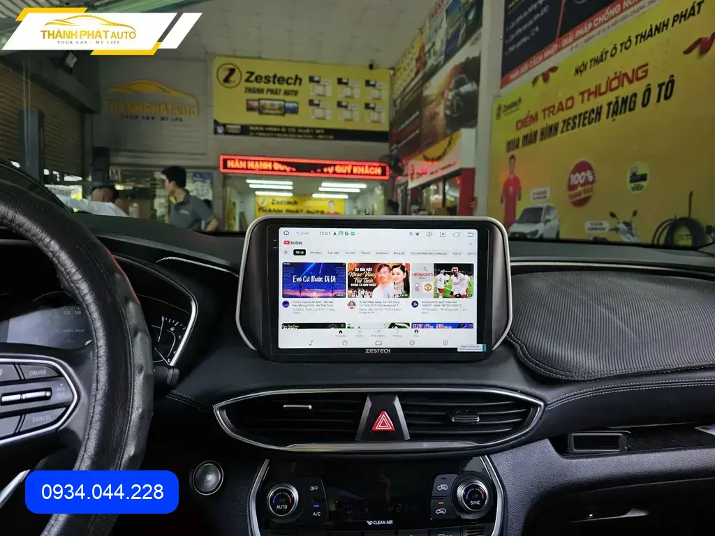 Màn Hình Android Ô Tô Hyundai Santafe 2023 - Trung Tâm Lắp Đặt Uy Tín TPHCM