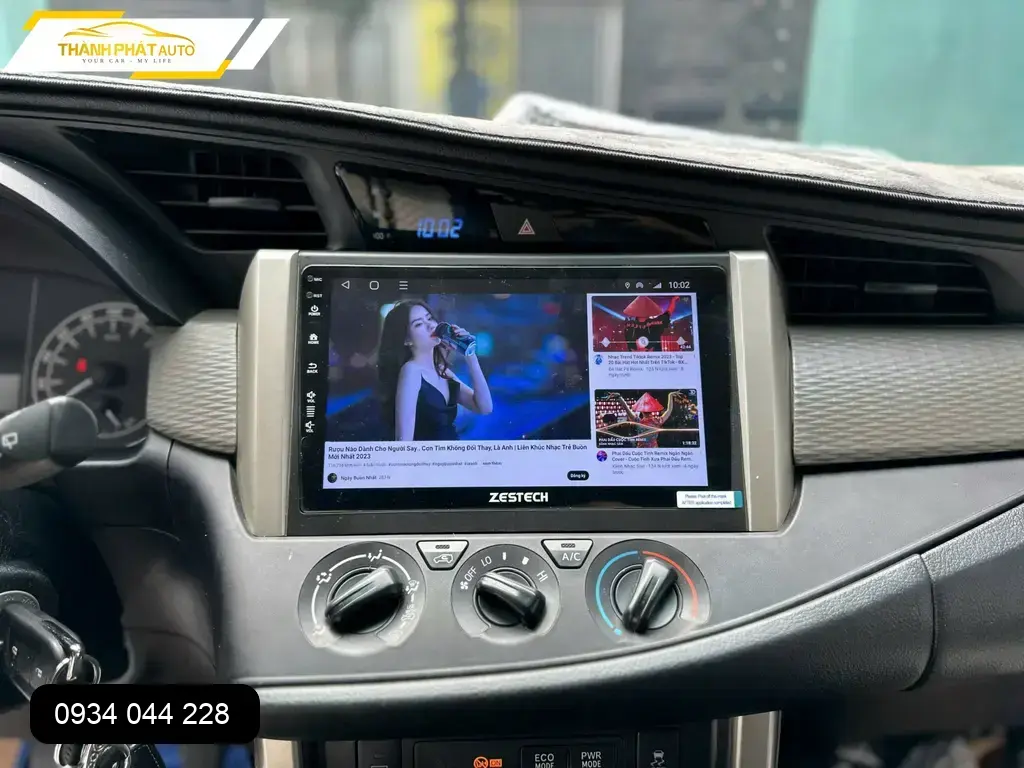 Màn Hình Android Ô Tô Toyota Innova 2020 - Trung Tâm Lắp Đặt Uy Tín TPHCM ảnh thực tế 3