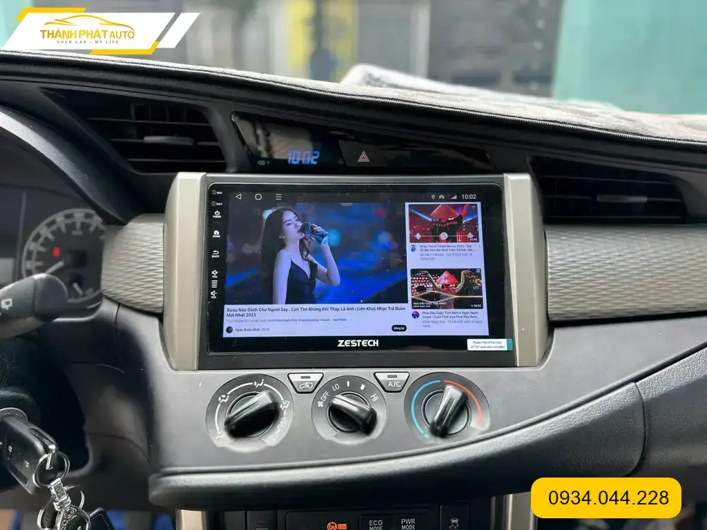 Màn Hình Android Ô Tô Toyota Innova 2023 - Địa Chỉ Lắp Đặt Uy Tín TPHCM ảnh thực tế 2