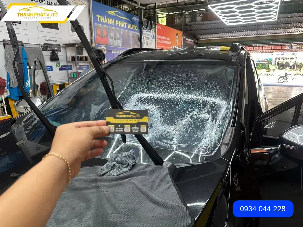 Dán Phim Cách Nhiệt Ô Tô Mitsubishi Xpander - Trung Tâm Dán Phim Uy Tín Quận 9