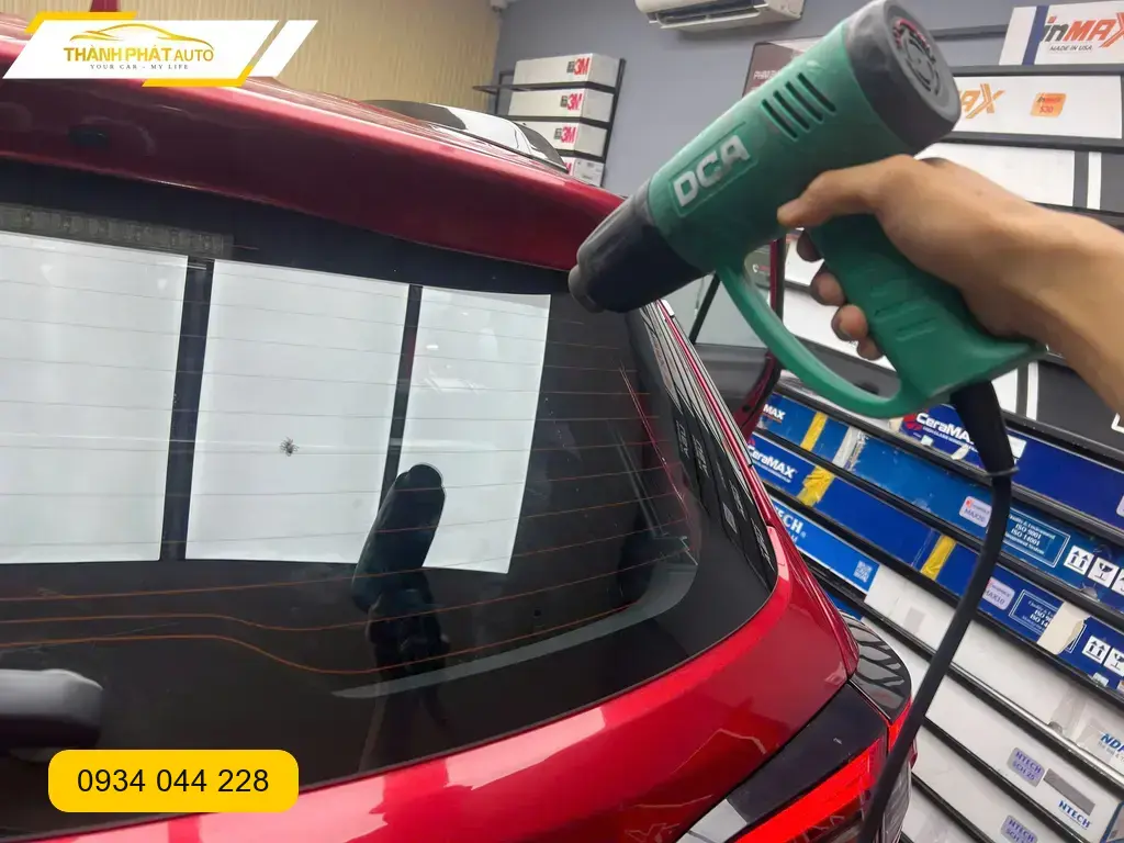 Dán Phim Cách Nhiệt Ô Tô Toyota Corolla Cross - Địa Chỉ Uy Tín TPHCM