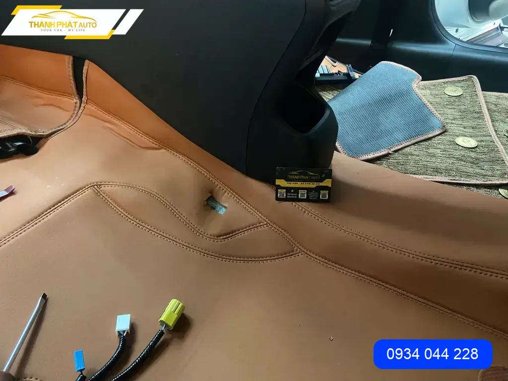 Thảm Lót Sàn Ô Tô Honda HRV Cao Cấp - Nơi Lắp Đặt Uy Tín Quận 2 ảnh thực tế 2