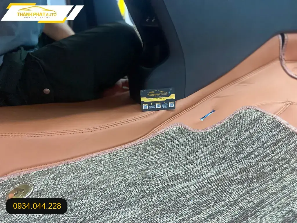 Thảm Lót Sàn Ô Tô Honda Jazz - Địa Chỉ Lắp Đặt Uy Tín Tại Hóc Môn TPHCM ảnh thực tế 3