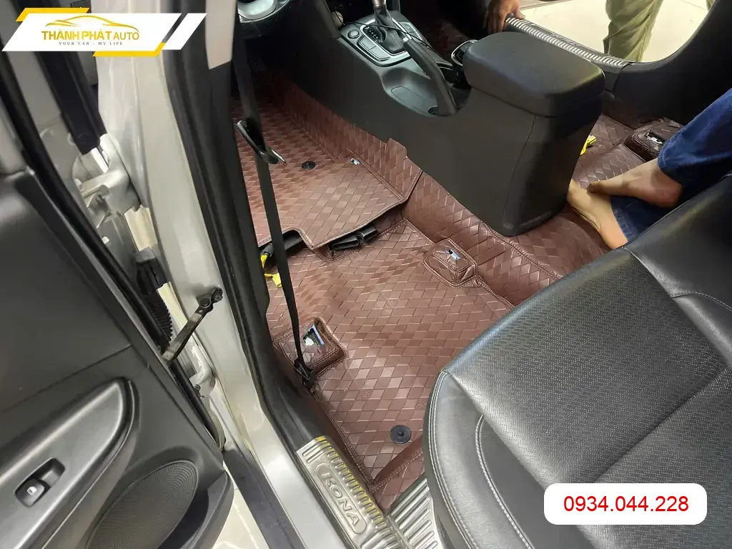 Thảm Lót Sàn Ô Tô Hyundai Kona Cao Cấp - Địa Chỉ Lắp Đặt Uy Tín TPHCM