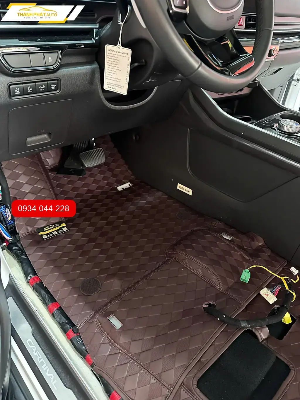 Thảm Lót Sàn Ô Tô Kia Carnival - Trung Tâm Gắn Chính Hãng Giá Tốt TPHCM ảnh thực tế 2
