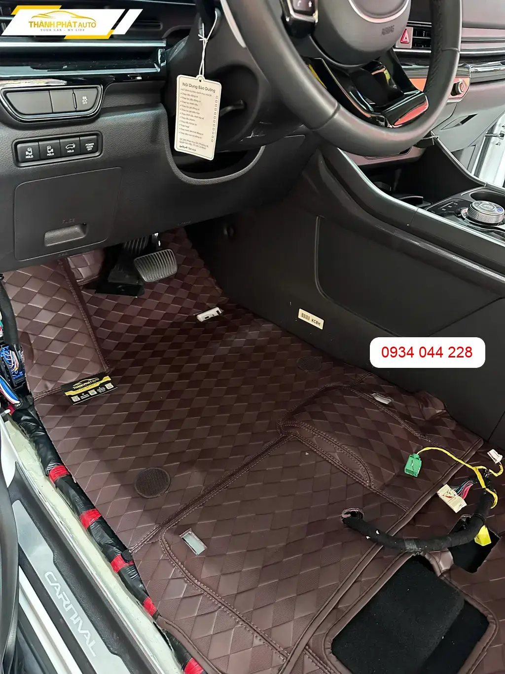 Thảm Lót Sàn Ô Tô Kia Carnival - Trung Tâm Lắp Đặt Uy Tín Quận 4 TPHCM ảnh thực tế 2